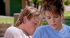 tumblr_ocfkrcAhyQ1r39i1to2_r1_250.gif