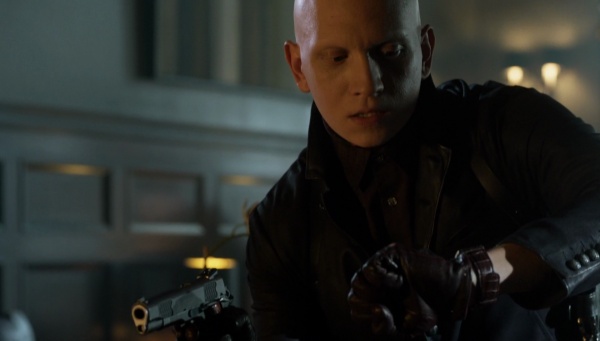 600px-GothamS03E11_01.jpg