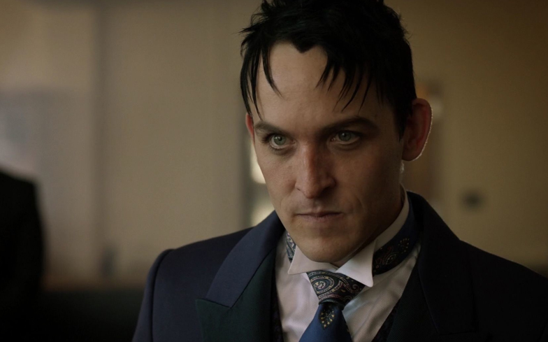 penguin-gotham-fox-series.jpg