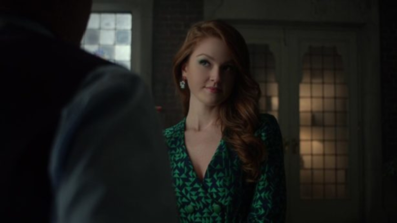 gotham-ivy-maggie-geha-1059127-1280x0.jpg