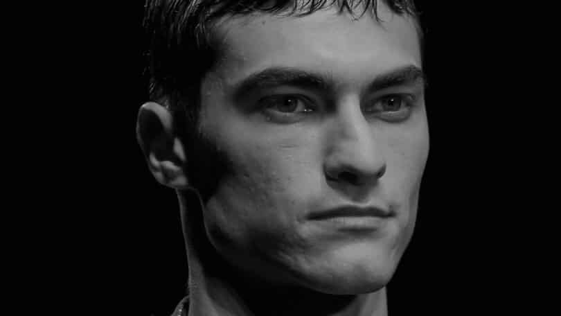 caesar_haircut_wet_look_dark_mens_hair_dolce_gab.jpg