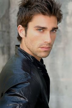 32dc31b684e5049980ba3ddc4b72259d--sexy-men-hot-men.jpg
